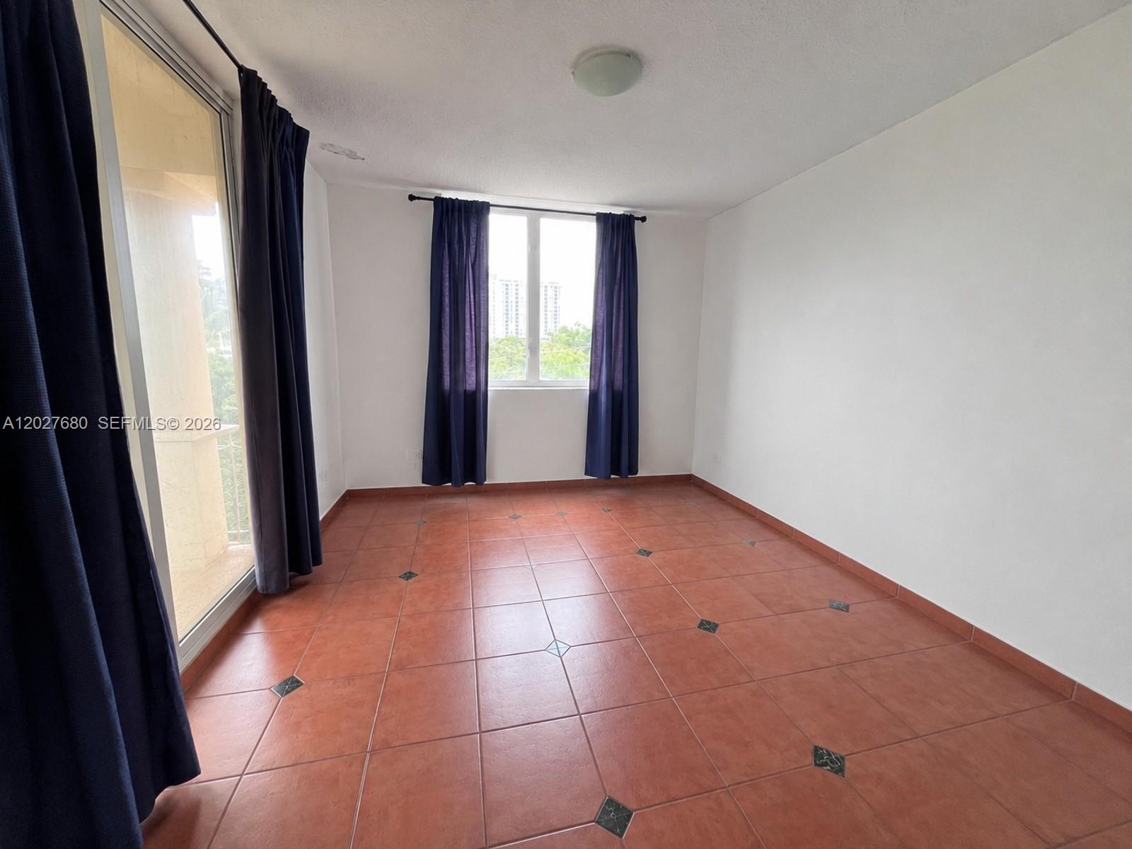 1834 Brickell Ave #43 Miami, FL 33129