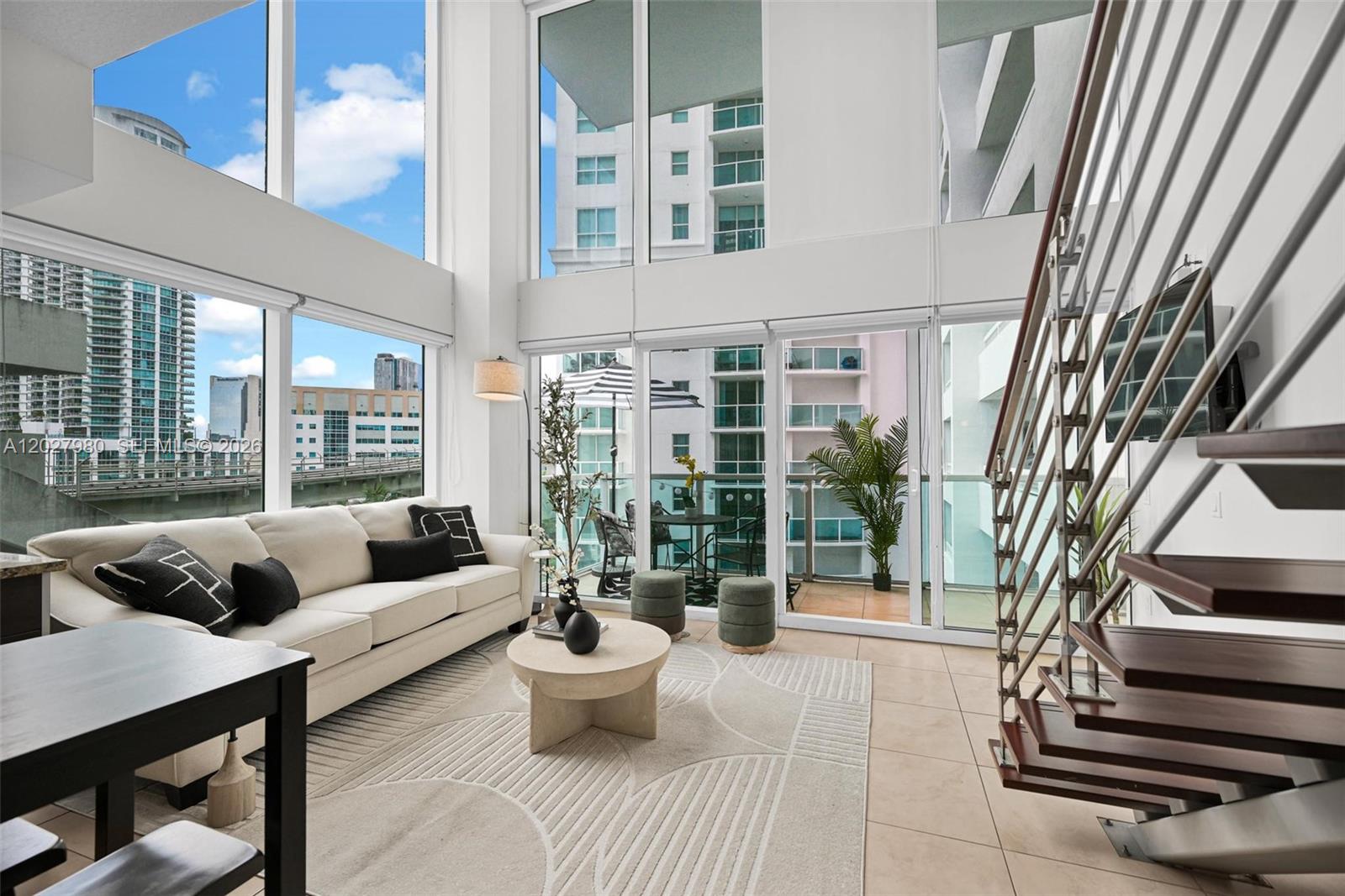 image Brickell on the River South10