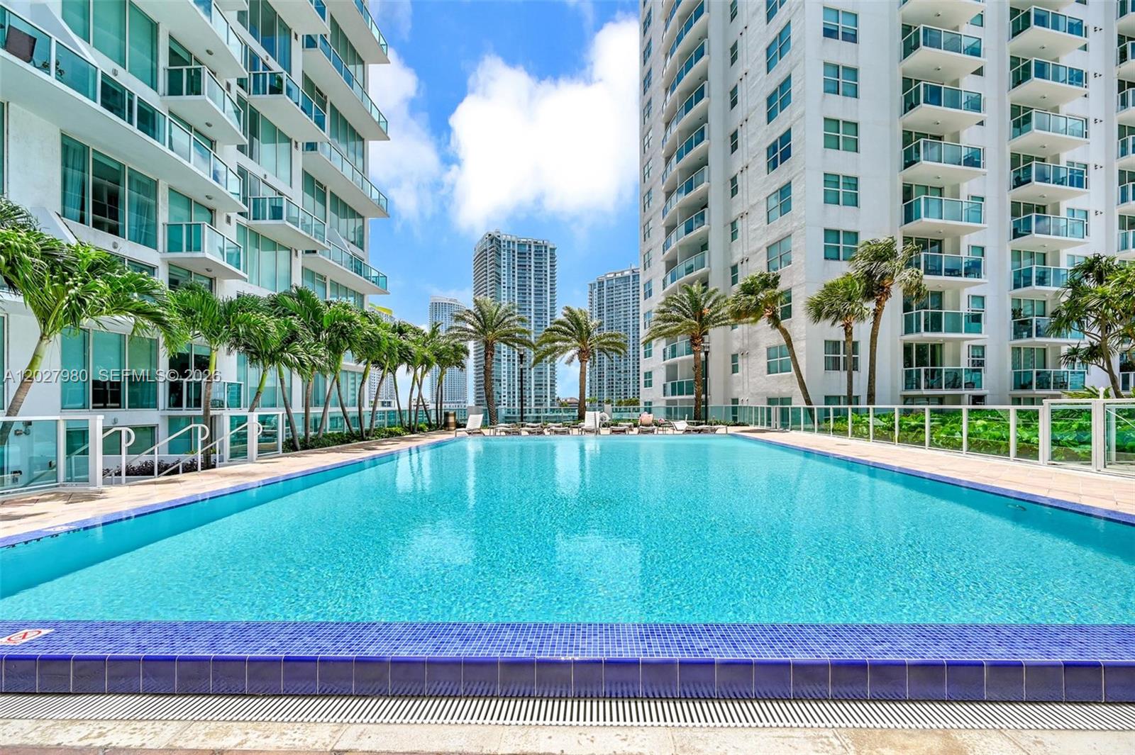 image Brickell on the River South43