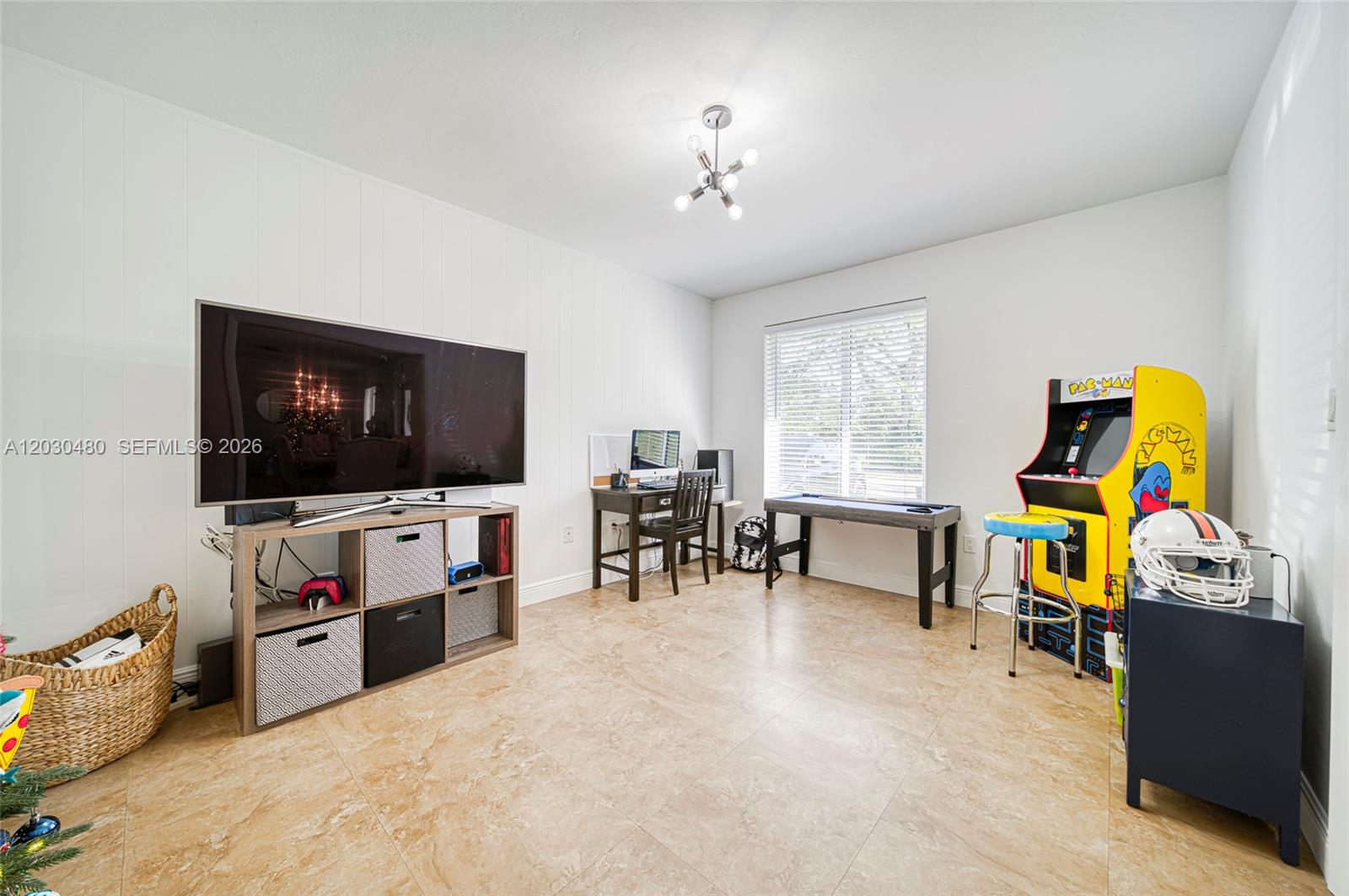 10600 SW 80th Ct Miami, FL 33156