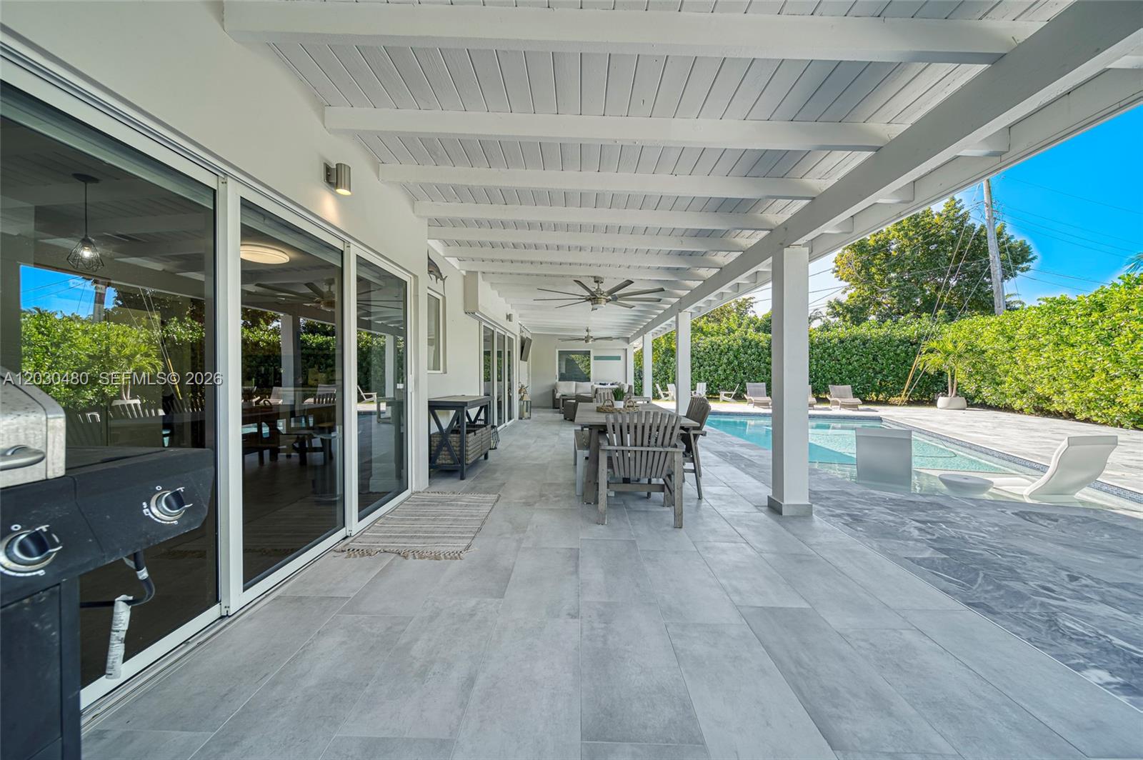 10600 SW 80th Ct Miami, FL 33156