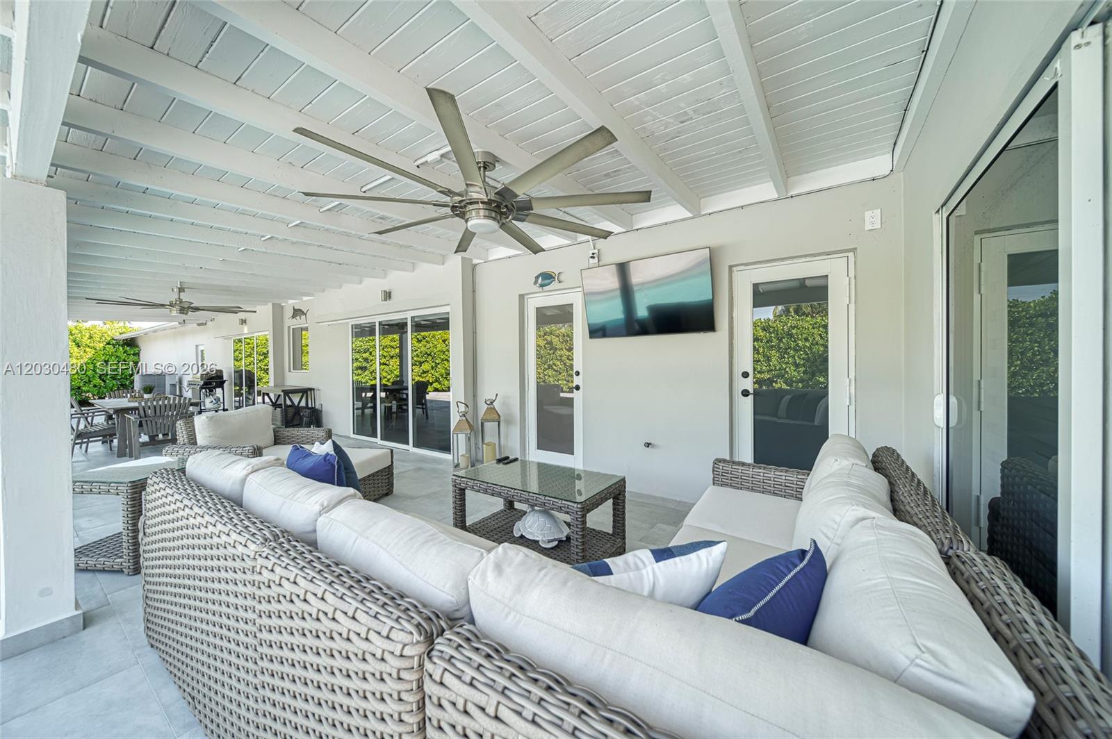 10600 SW 80th Ct Miami, FL 33156