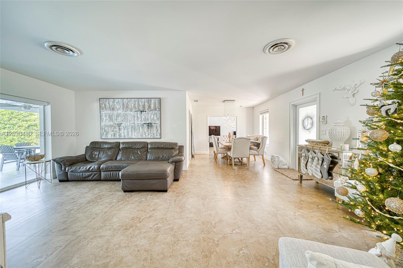 10600 SW 80th Ct Miami, FL 33156