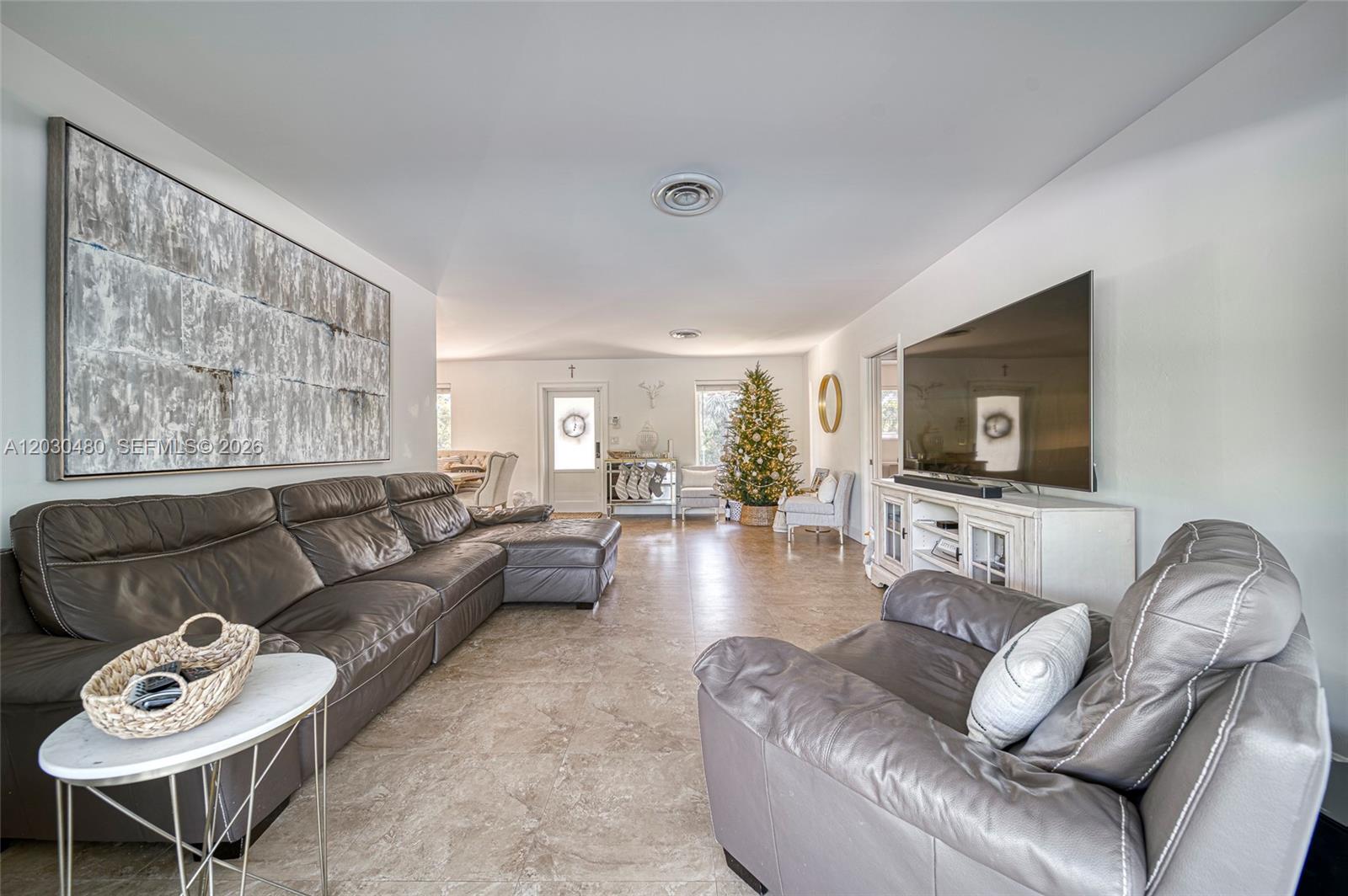 10600 SW 80th Ct Miami, FL 33156