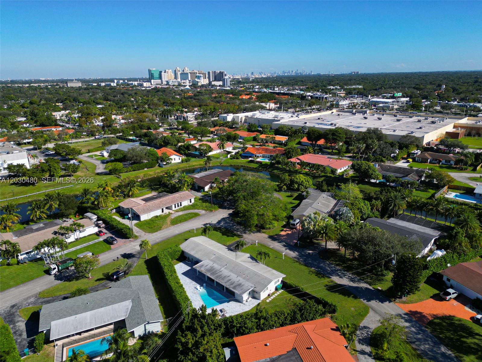 10600 SW 80th Ct Miami, FL 33156