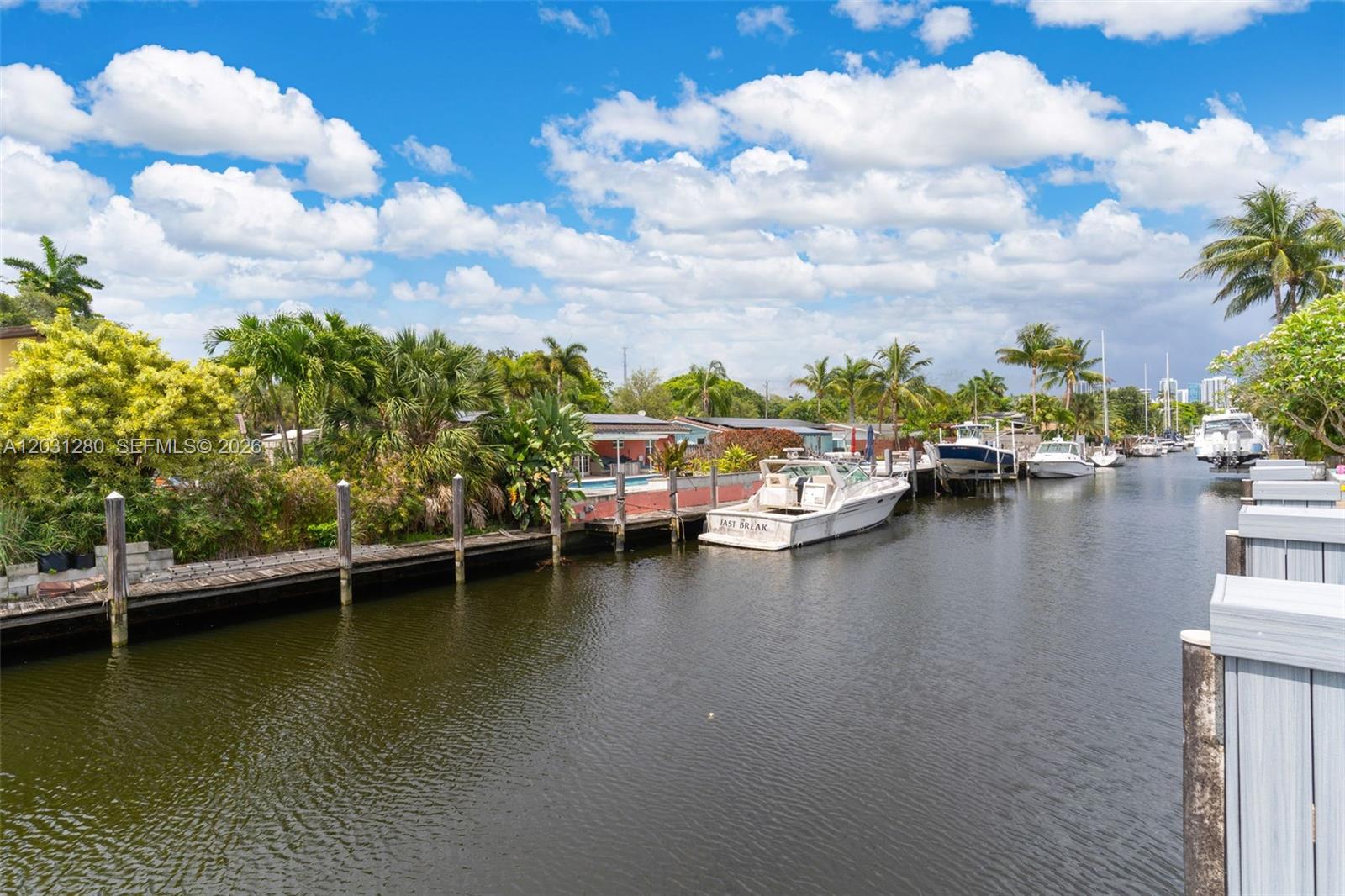 1713 SW 5th St Fort Lauderdale, FL 33312
