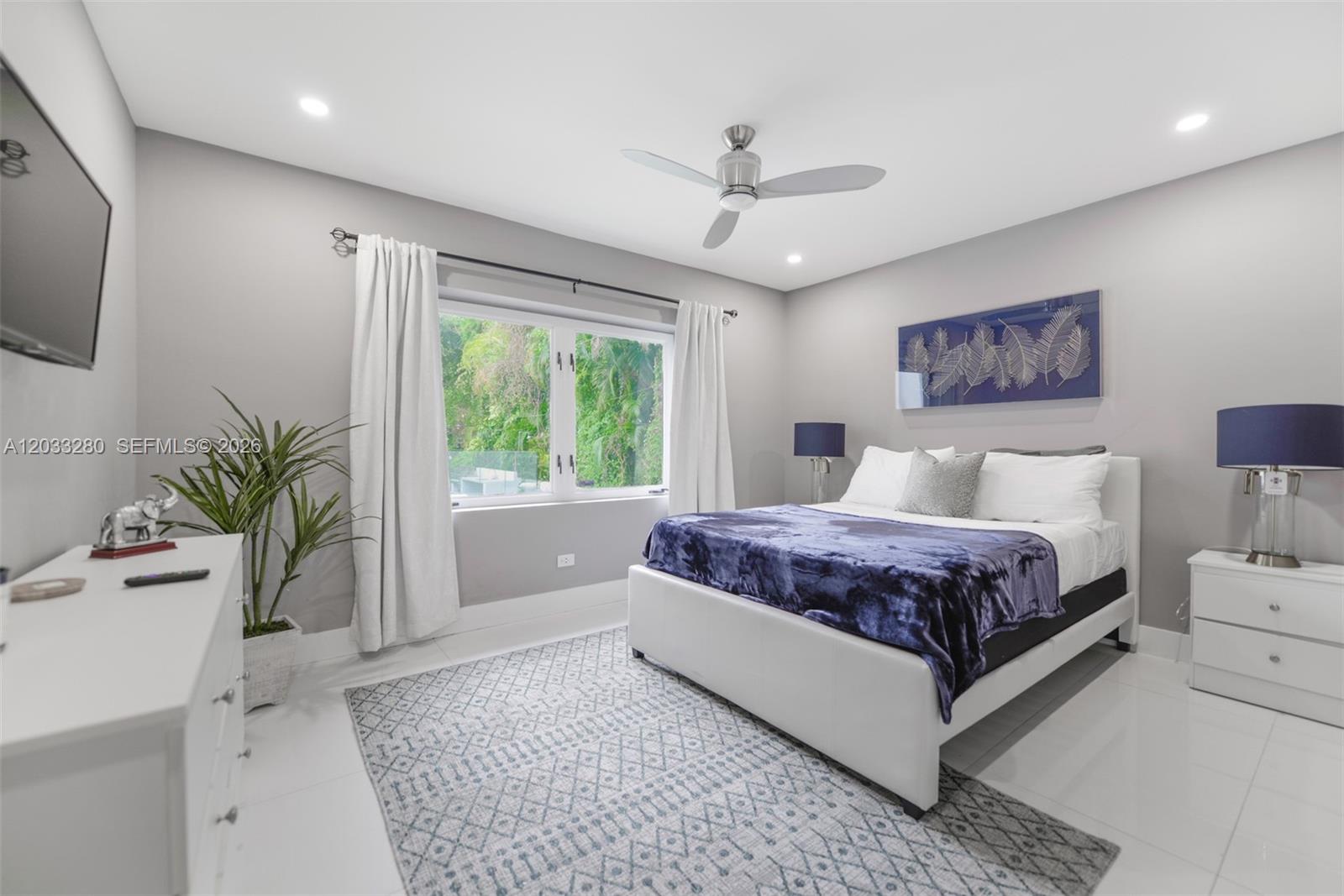 1209 NE 96th #1209 Miami Shores, FL 33138