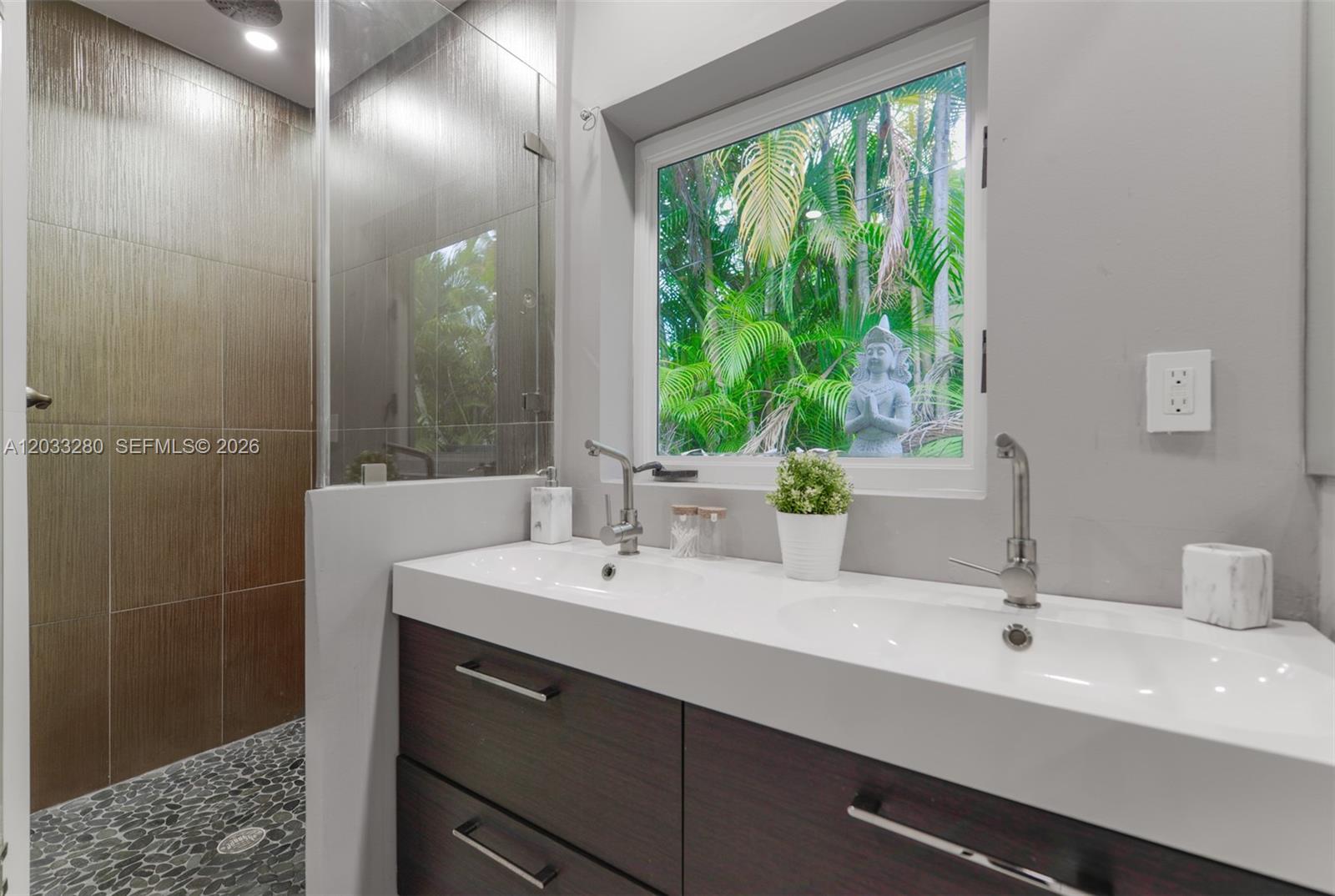 1209 NE 96th #1209 Miami Shores, FL 33138