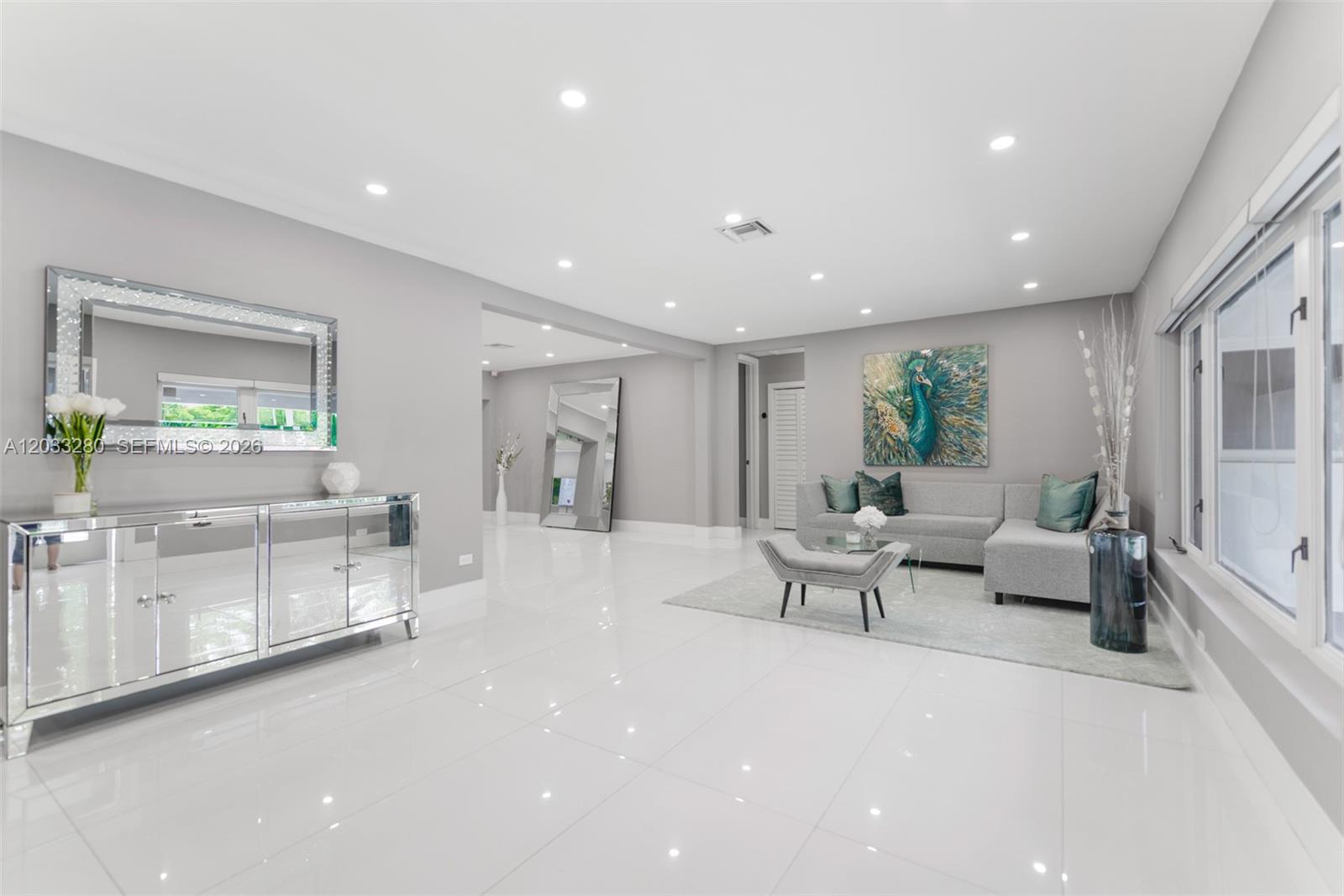 1209 NE 96th #1209 Miami Shores, FL 33138