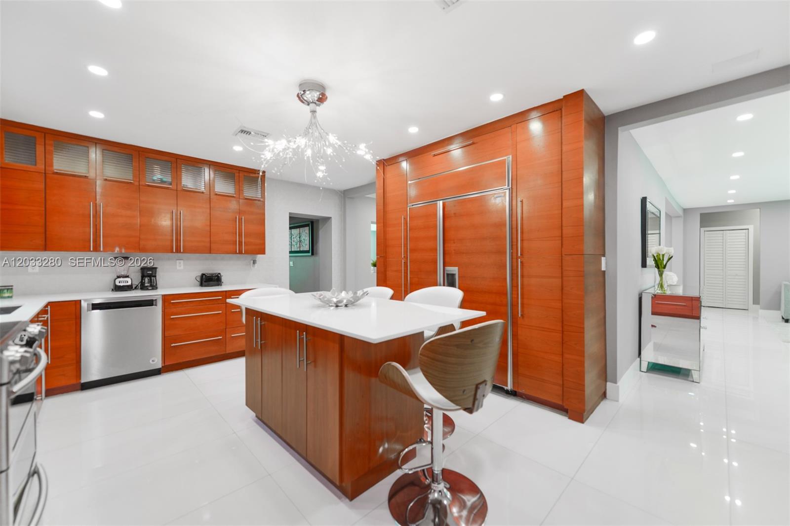 1209 NE 96th #1209 Miami Shores, FL 33138