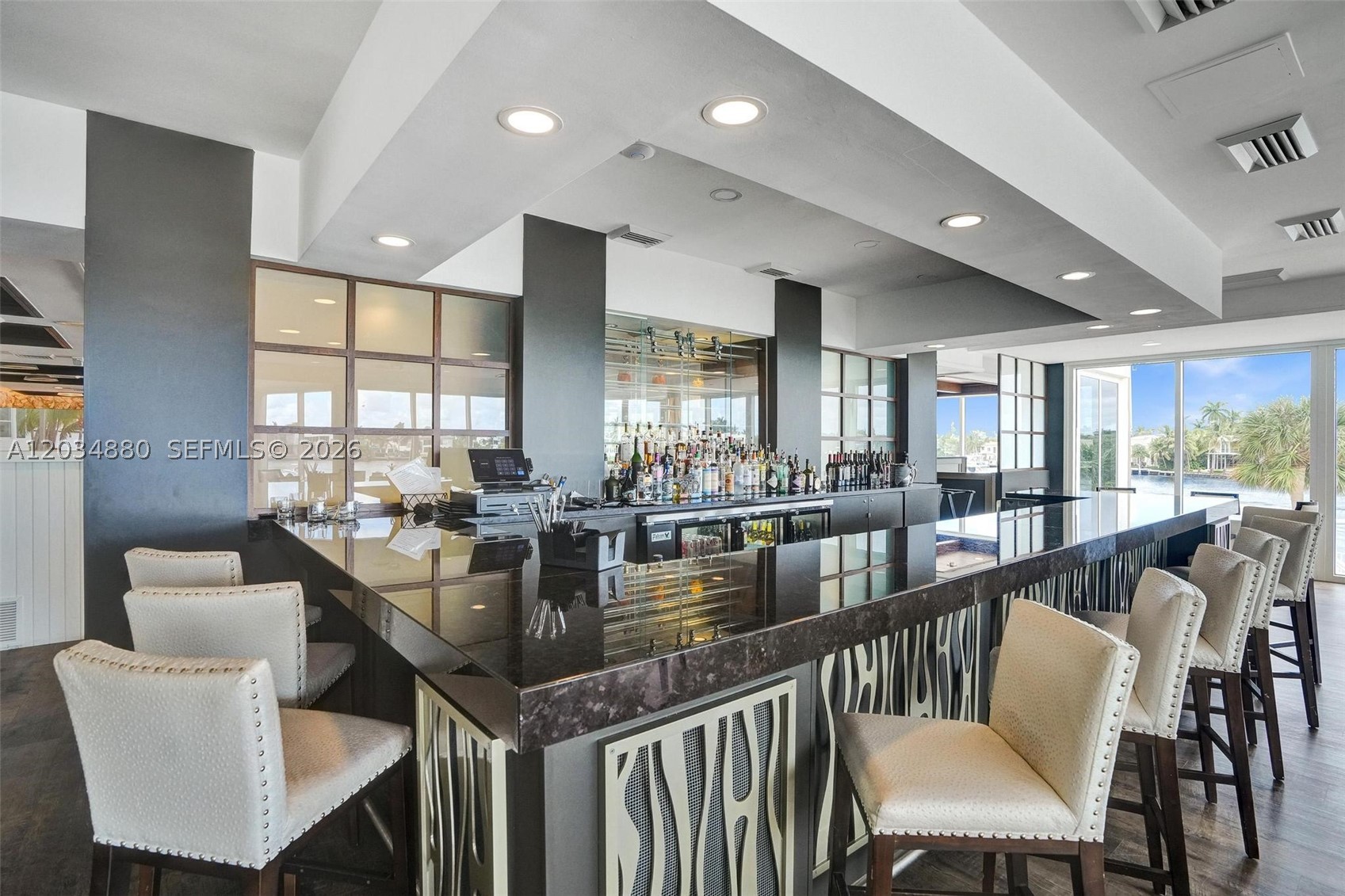 image Hamptons West39