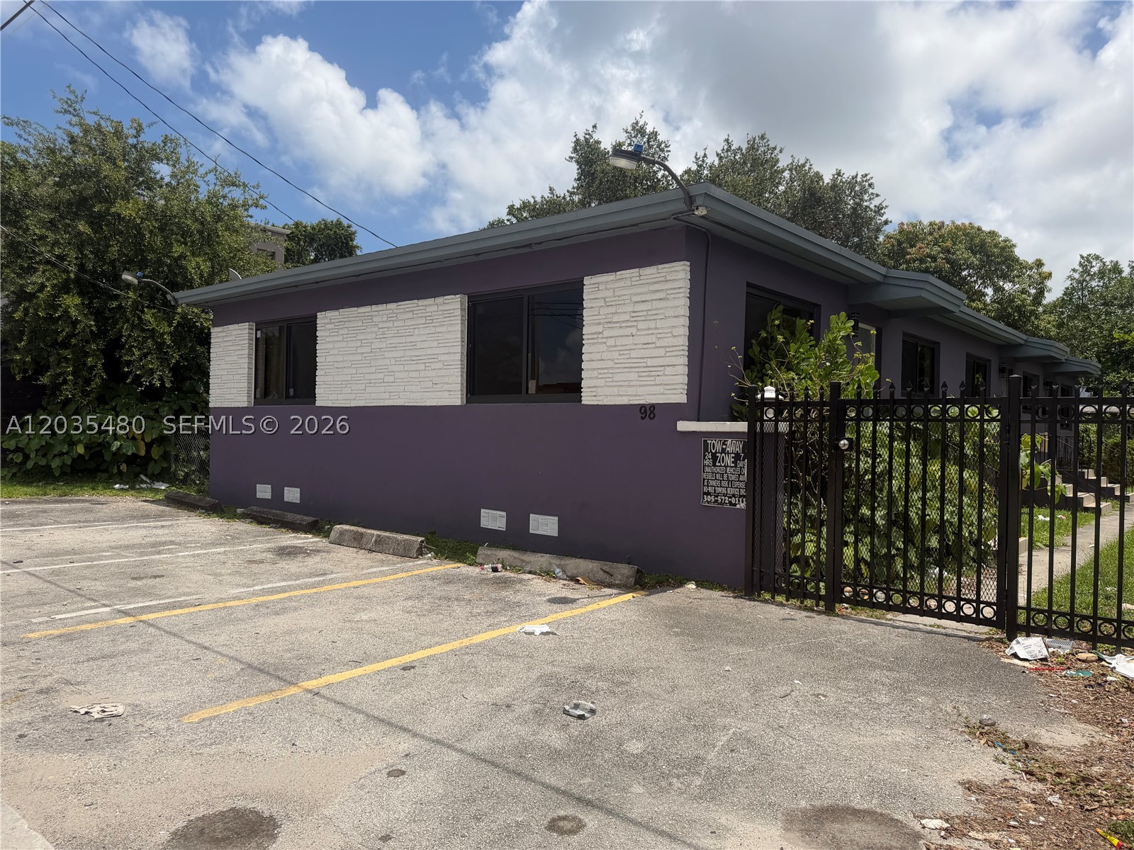 98 NE 71st St #3