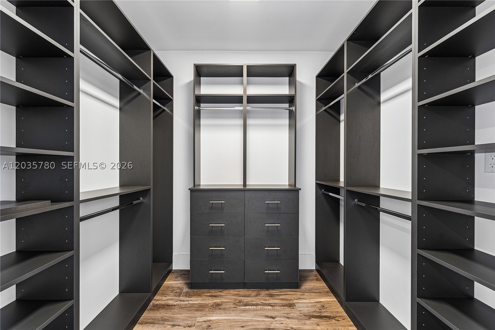 333 Las Olas Way #3503 Fort Lauderdale, FL 33301