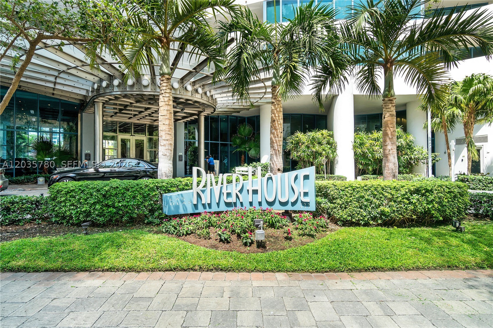 333 Las Olas Way #3503 Fort Lauderdale, FL 33301