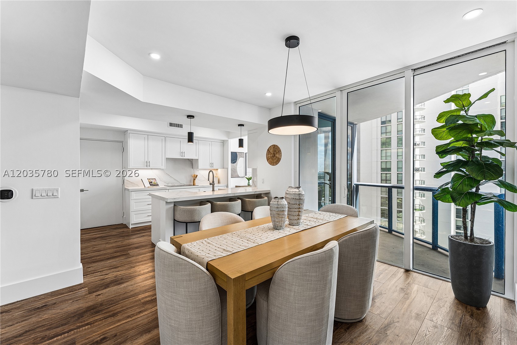 333 Las Olas Way #3503 Fort Lauderdale, FL 33301