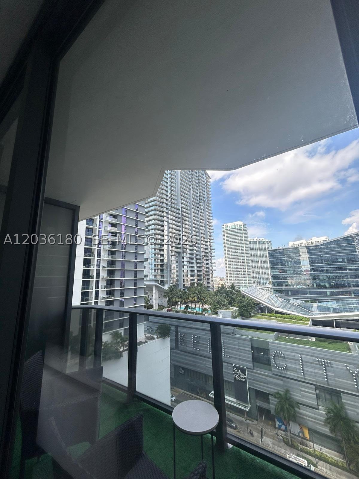 image Brickell Heights East4