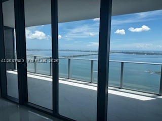 711 NE 23rd #2206 Miami, FL 33137