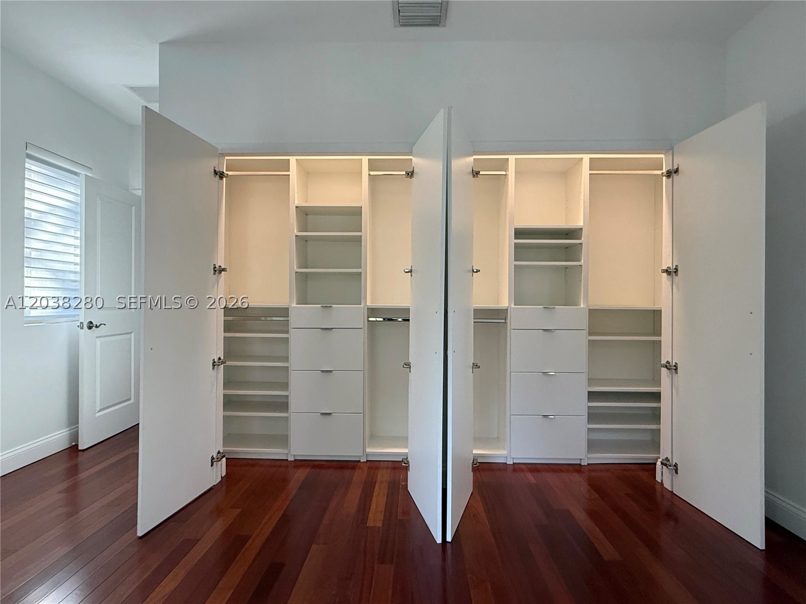 455 Amalfi Ave Coral Gables, FL 33146