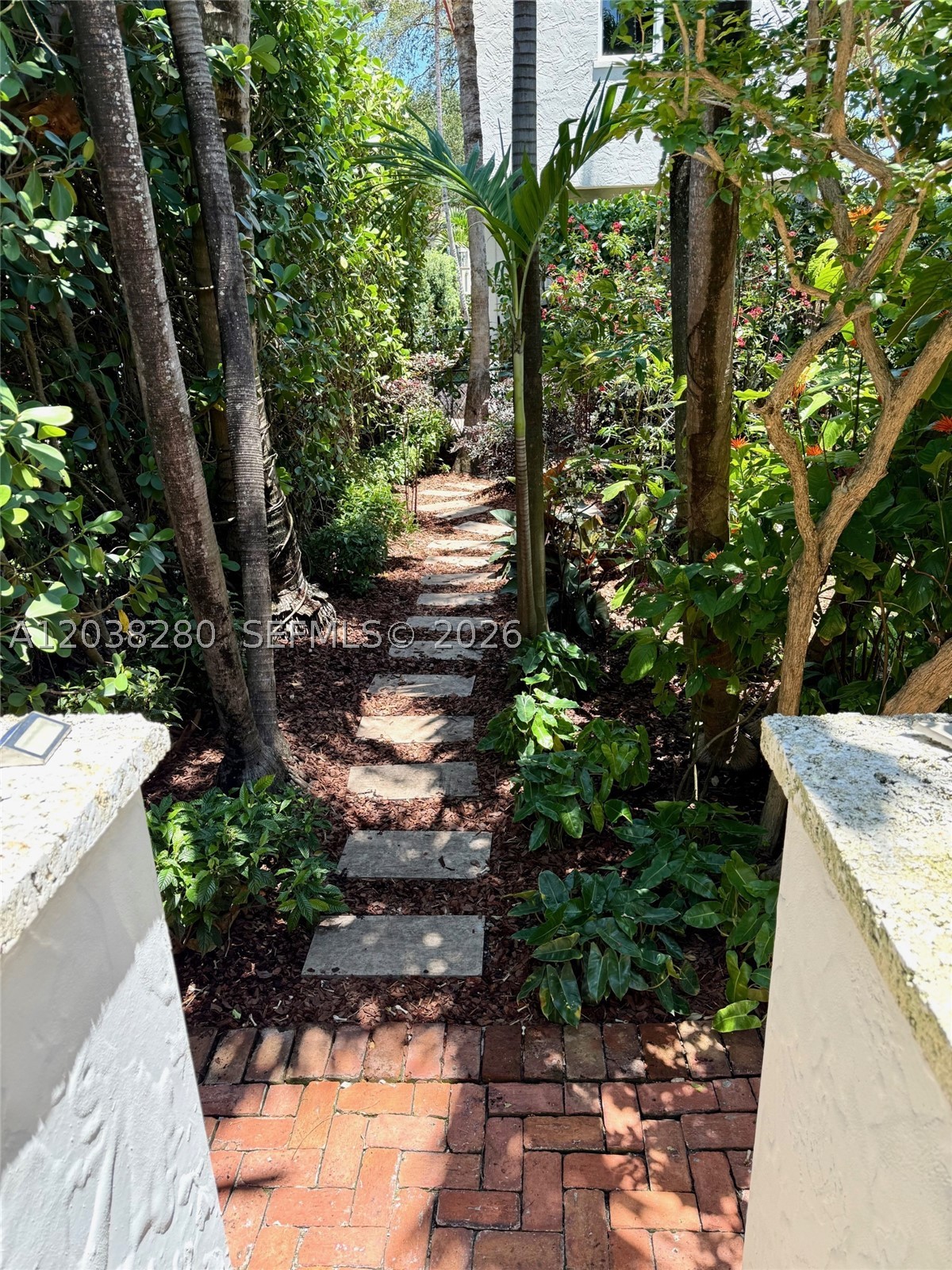 455 Amalfi Ave Coral Gables, FL 33146
