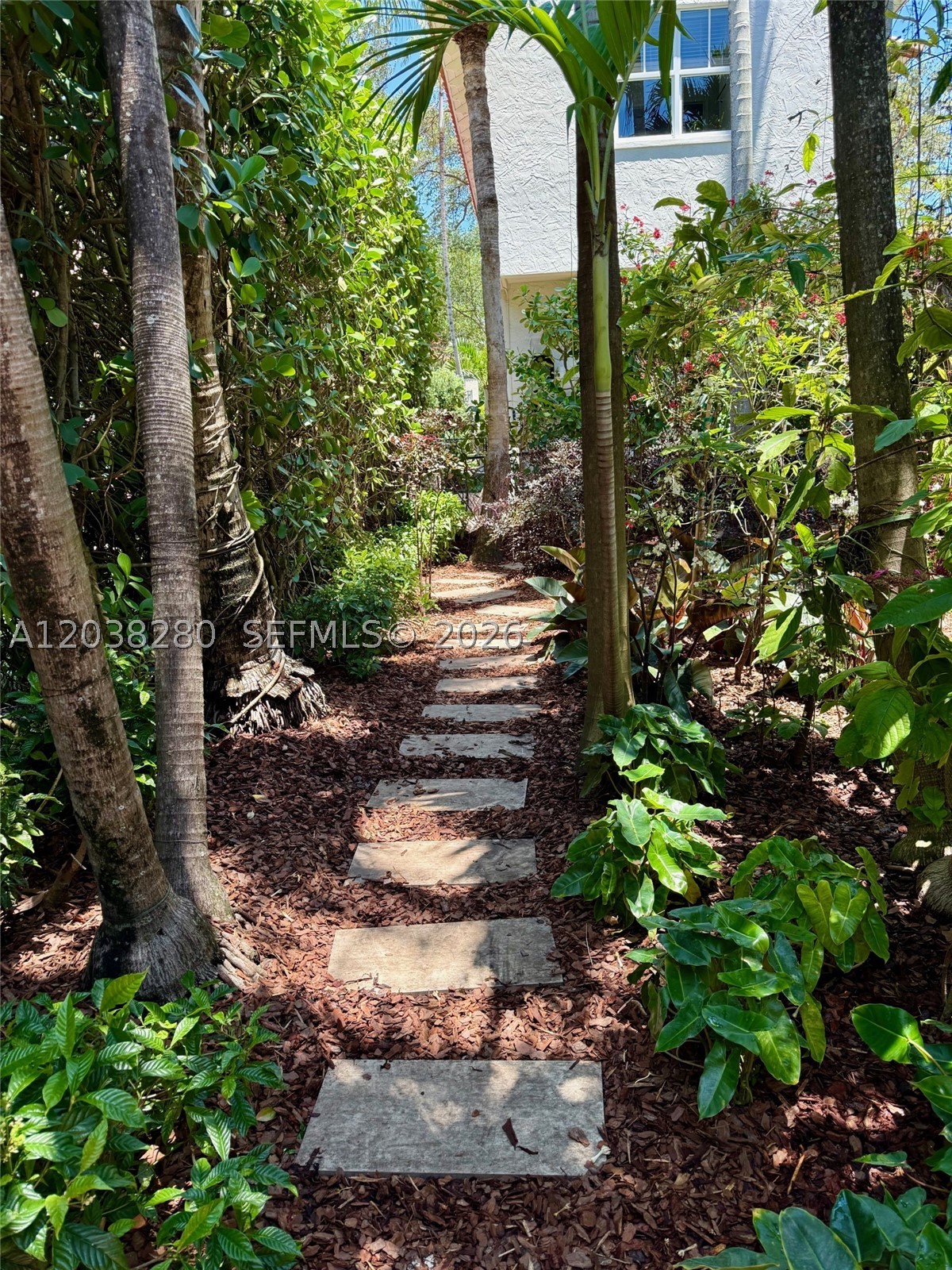 455 Amalfi Ave Coral Gables, FL 33146