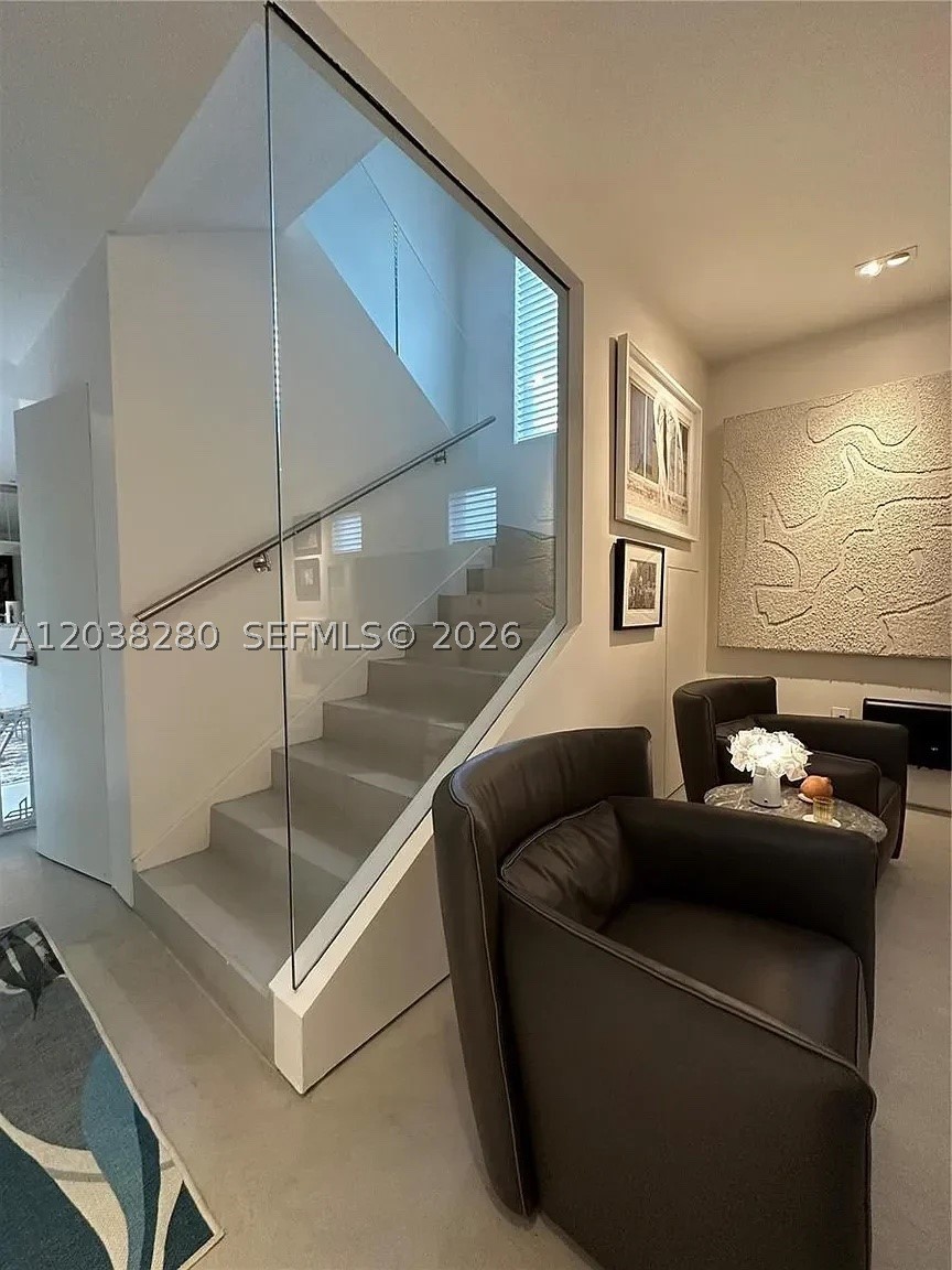 455 Amalfi Ave Coral Gables, FL 33146