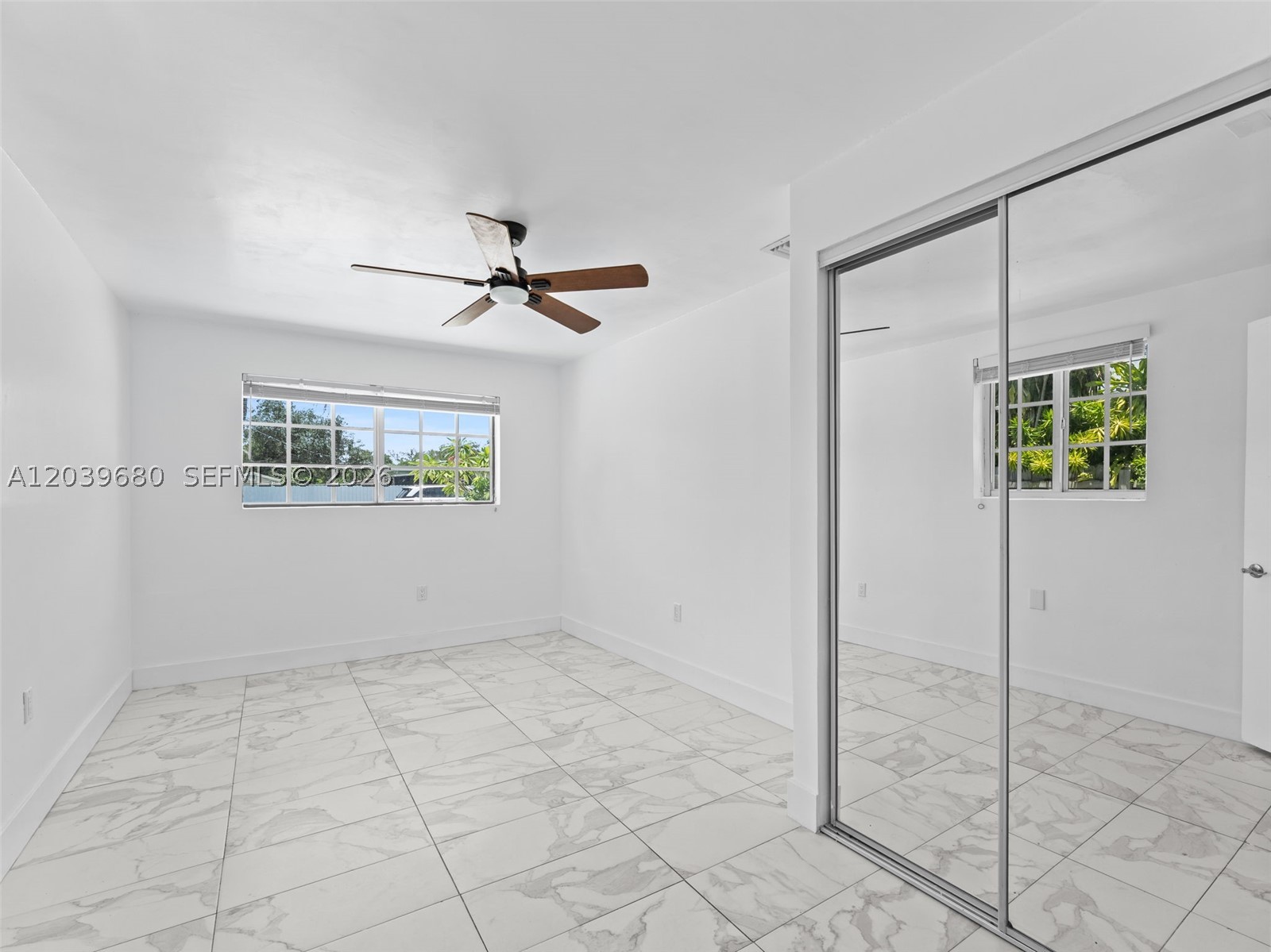 110 NE 152nd St Miami, FL 33162
