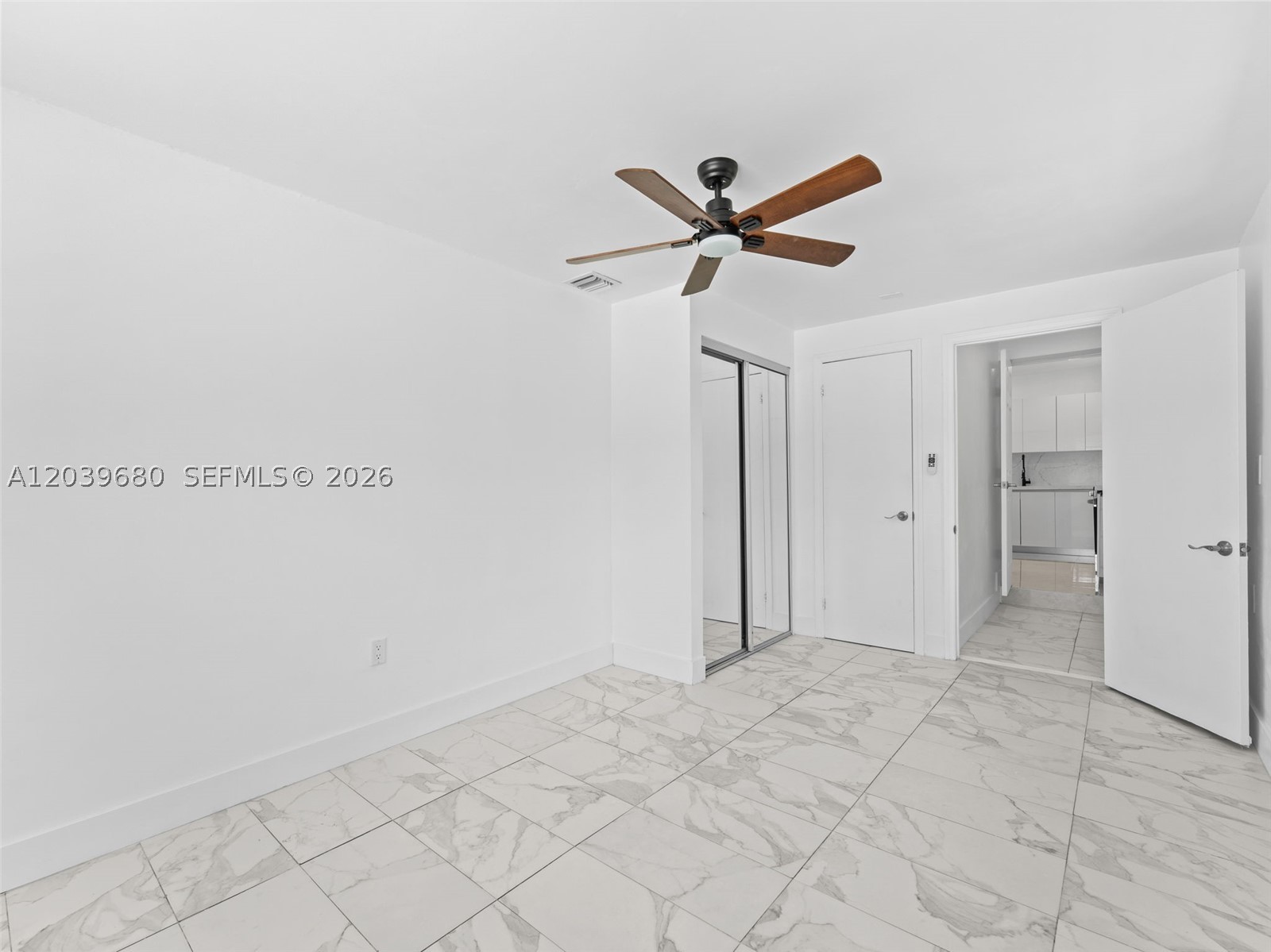 110 NE 152nd St Miami, FL 33162