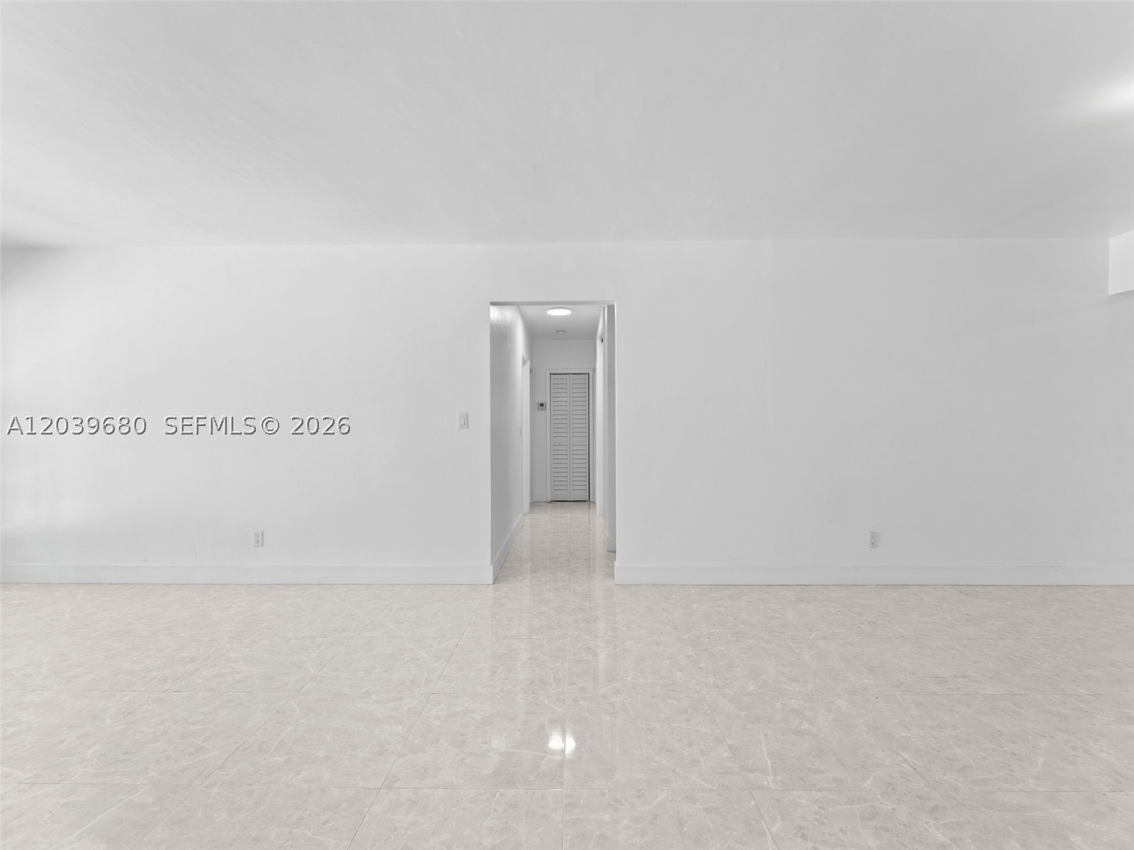 110 NE 152nd St Miami, FL 33162