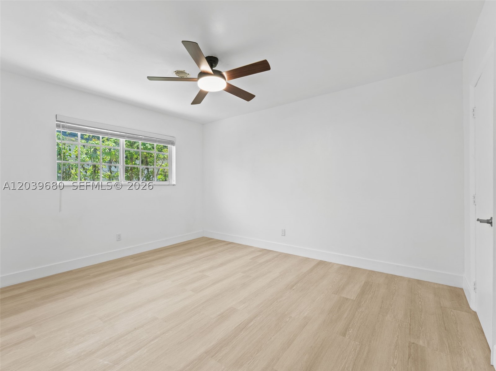 110 NE 152nd St Miami, FL 33162