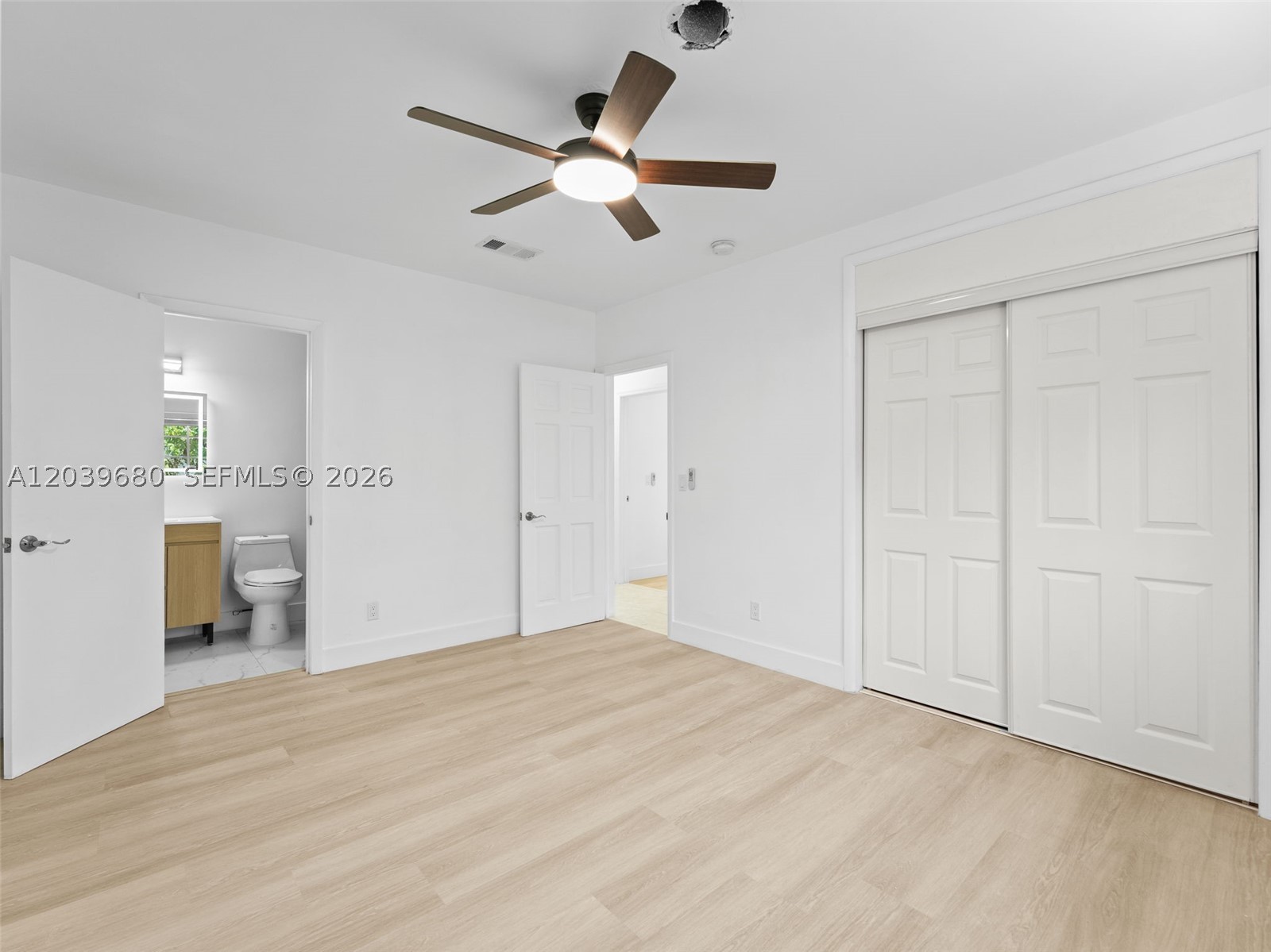 110 NE 152nd St Miami, FL 33162