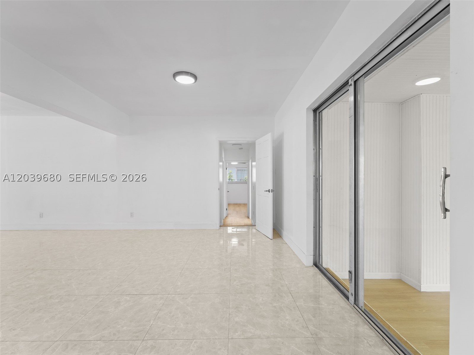 110 NE 152nd St Miami, FL 33162