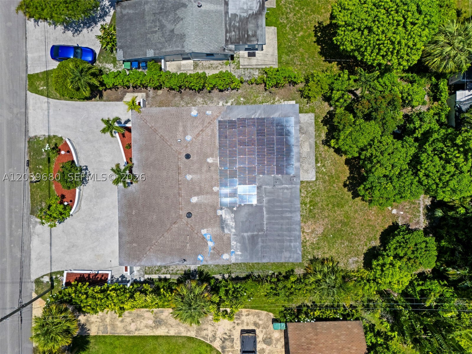 110 NE 152nd St Miami, FL 33162