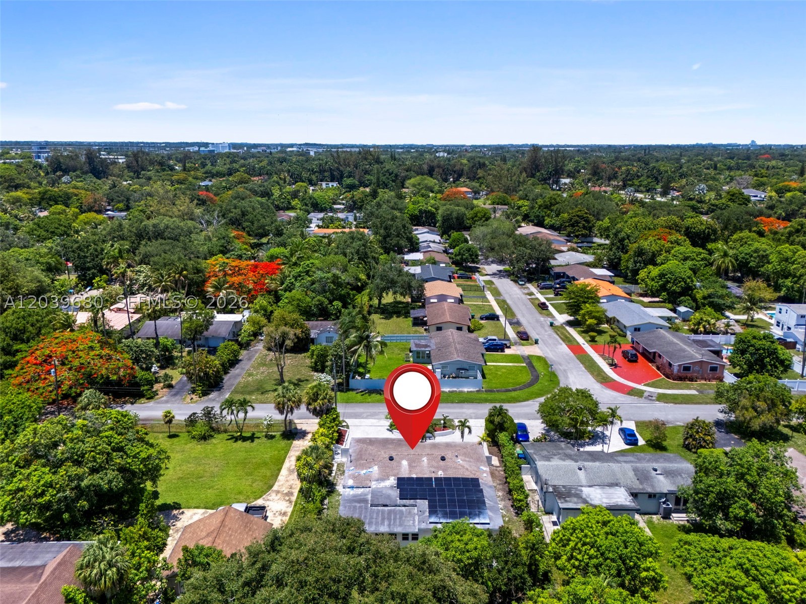 110 NE 152nd St Miami, FL 33162