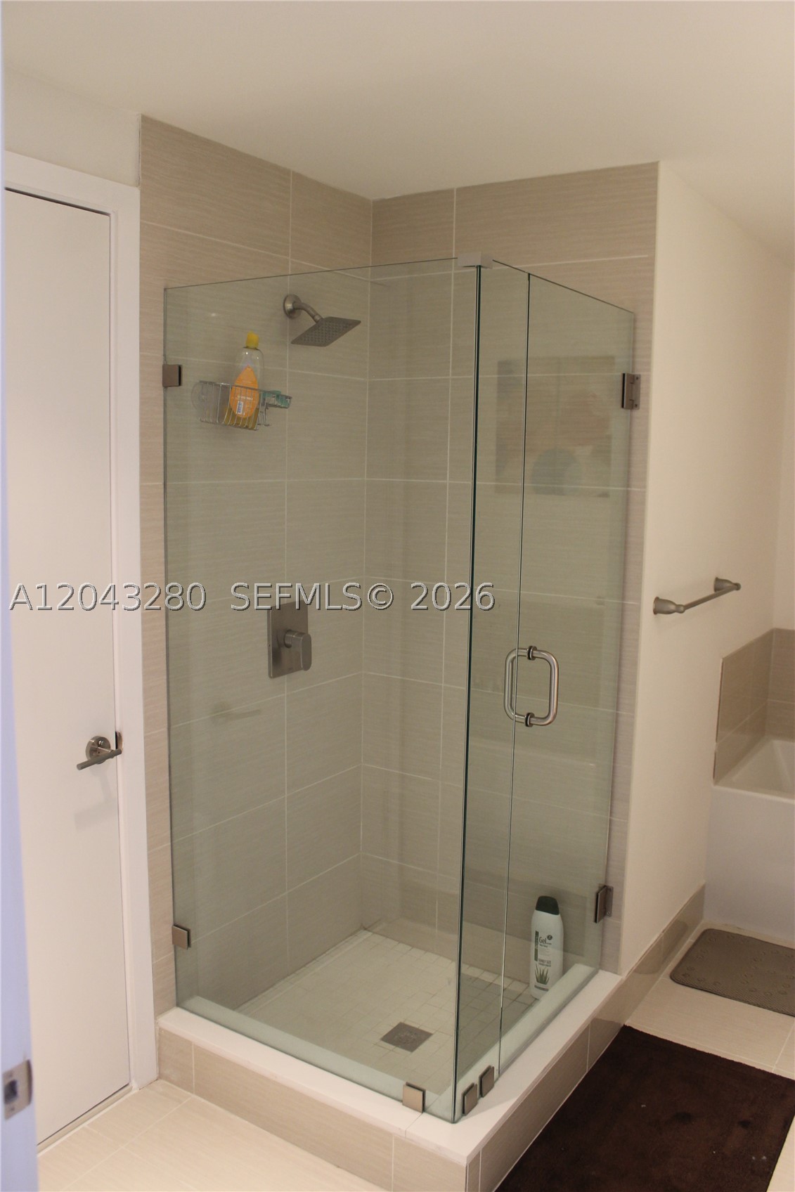 image Cassa Brickell8
