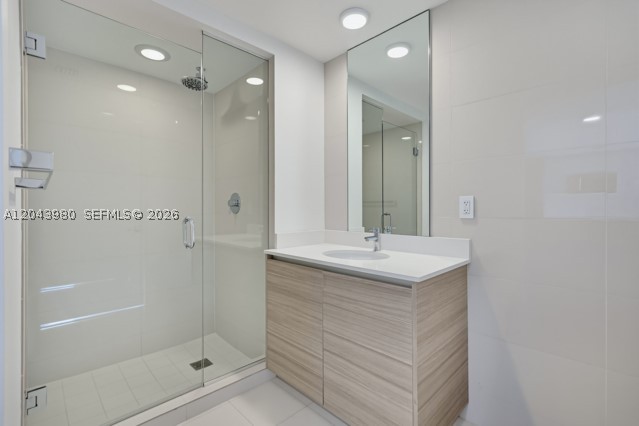 121 NE 34th St #PH3206 Miami, FL 33137