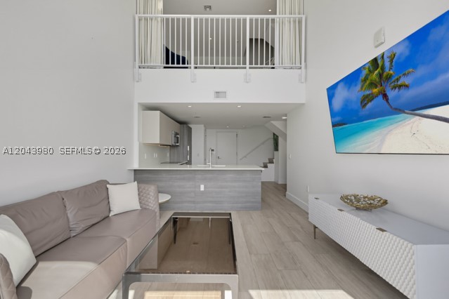 121 NE 34th St #PH3206 Miami, FL 33137