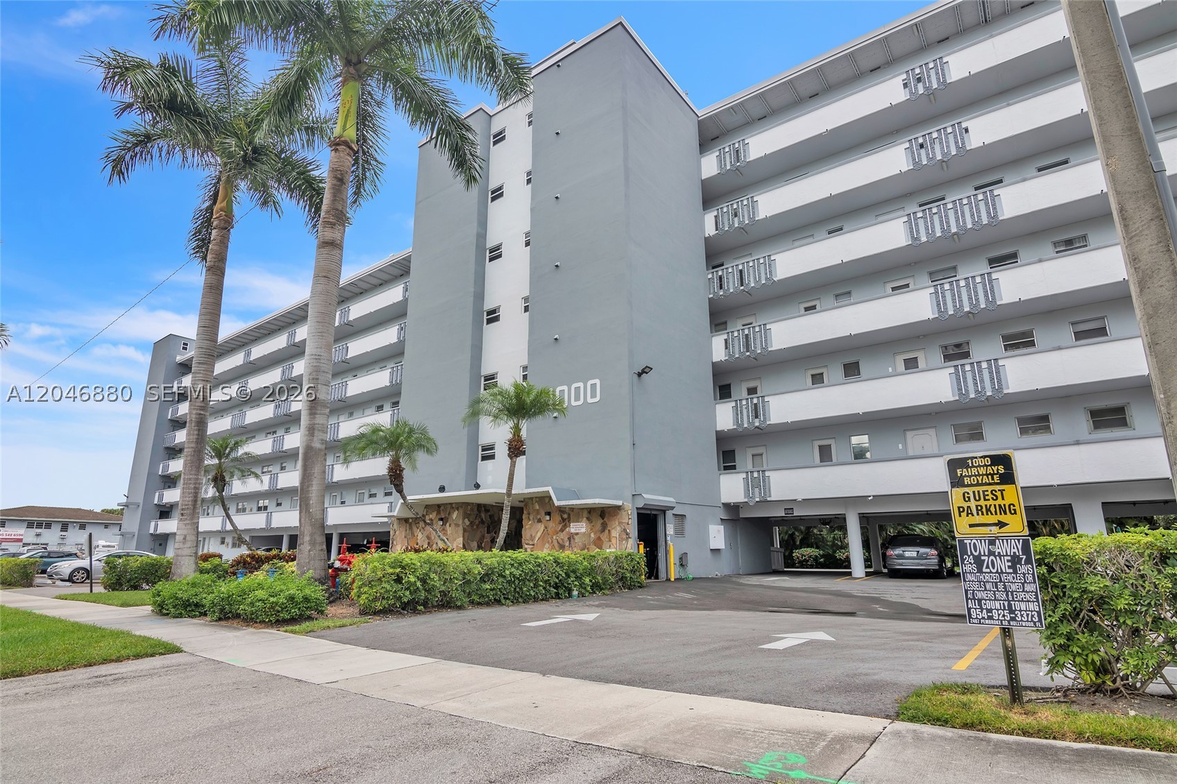 1000 NE 14th Ave #503
