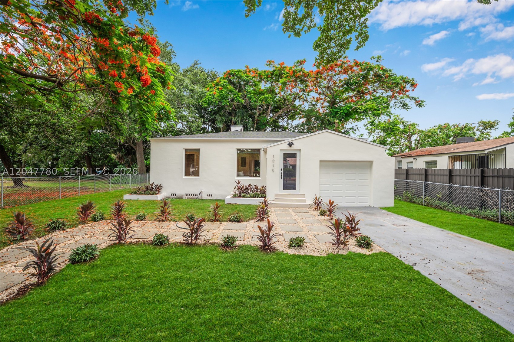 1070 NW 44th St