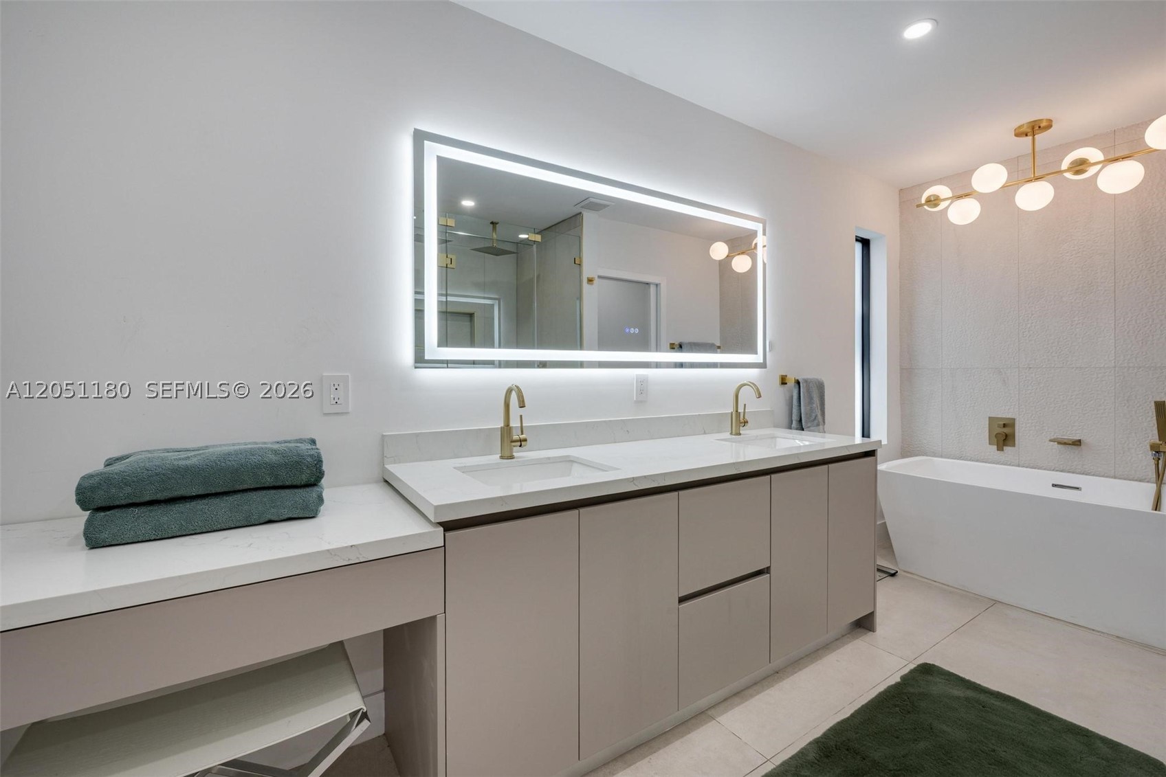 10555 NE 2nd Ave Miami Shores, FL 33138