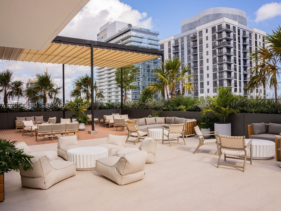 image The Crosby Miami Worldcenter27