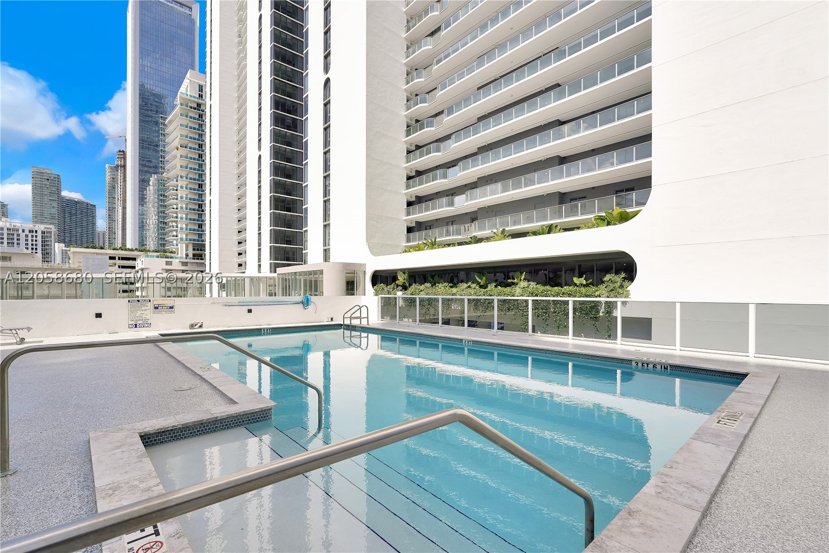 image 23 Biscayne Bay30