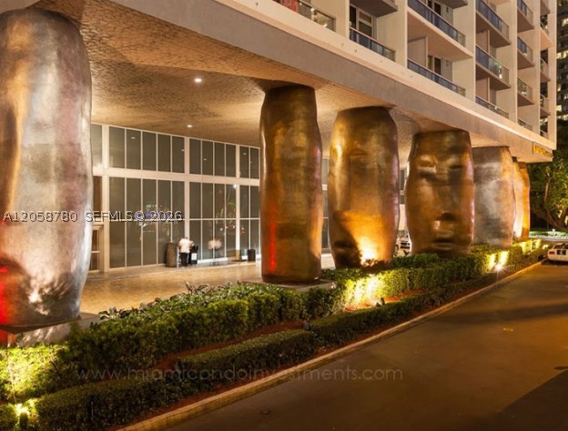 image Icon Brickell I2