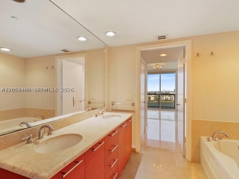 image 50 Biscayne12