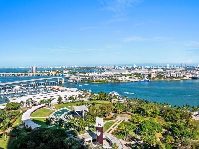 image 50 Biscayne15