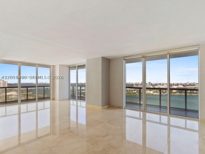 image 50 Biscayne3