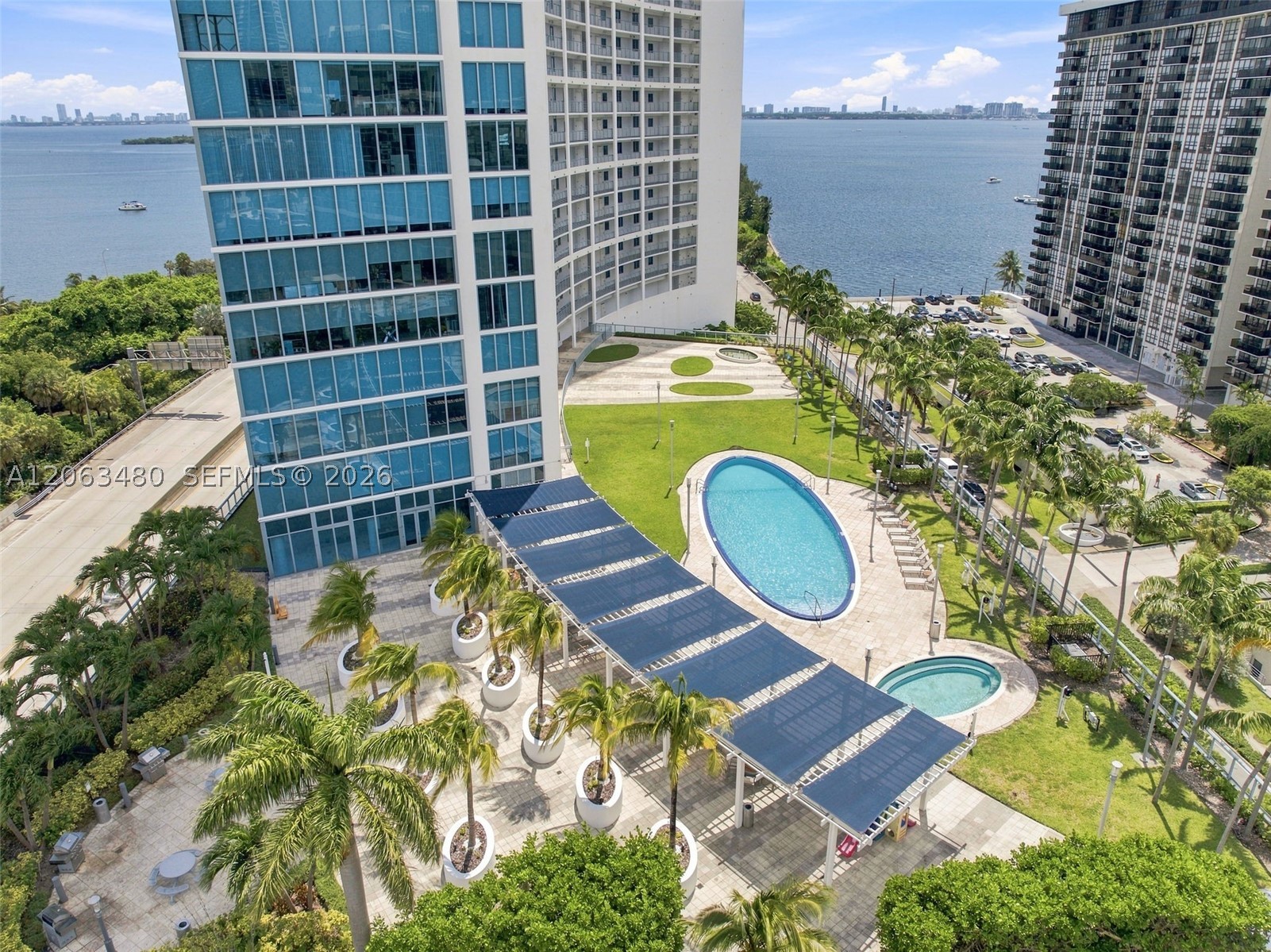 image Blue on the Bay31