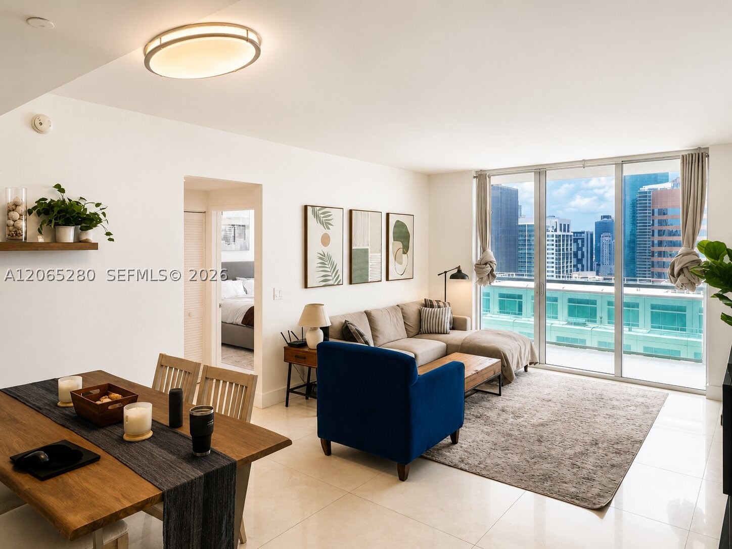 950 Brickell Bay Dr #3904