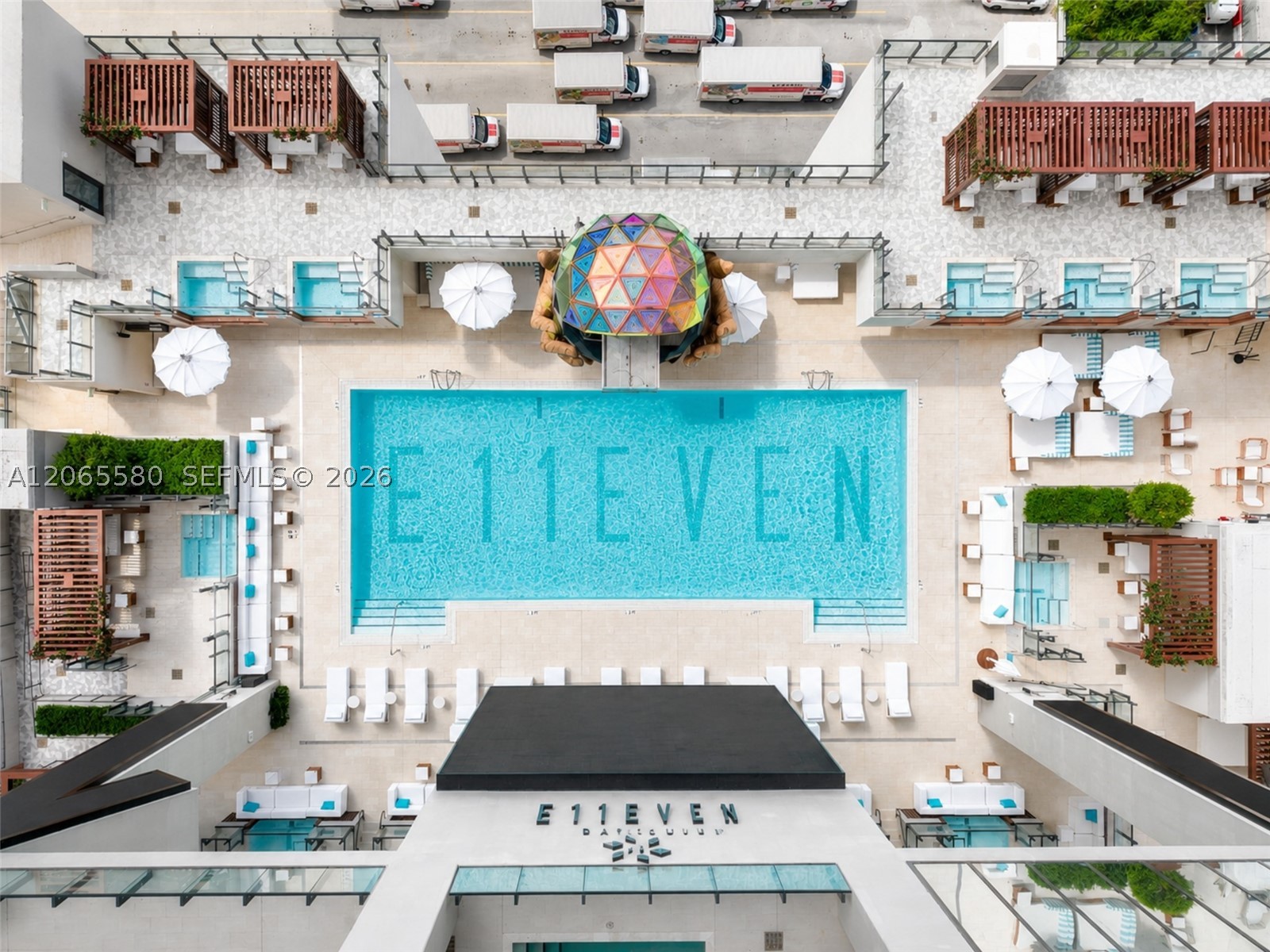 image E11EVEN Hotel & Residences21