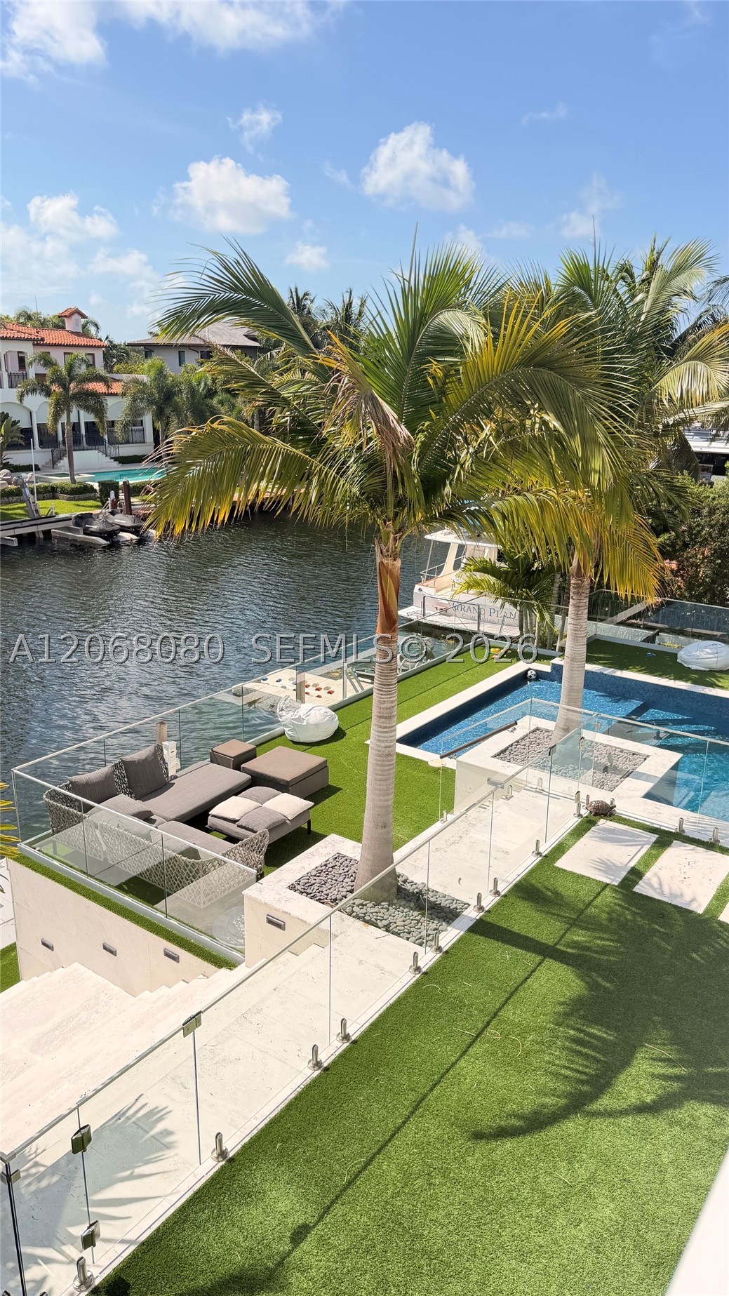6819 Sunrise Pl Coral Gables, FL 33133