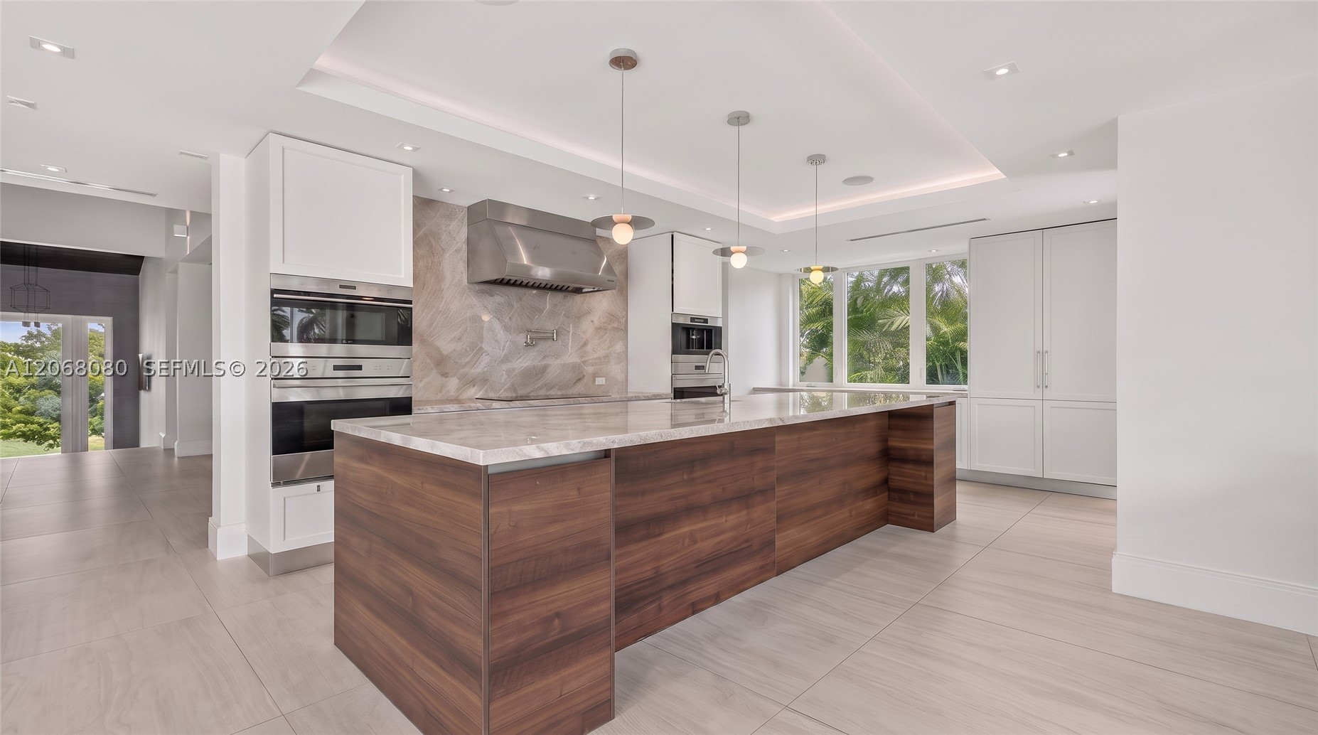6819 Sunrise Pl Coral Gables, FL 33133